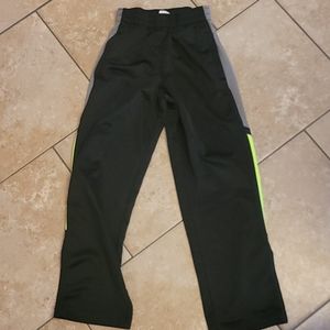 Boys starter pants size 8 medium
